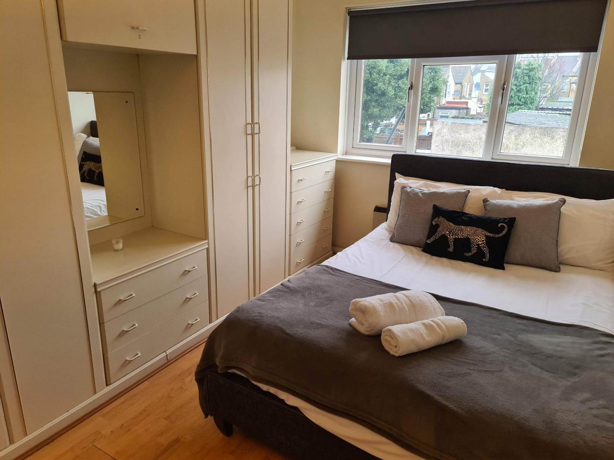 Sav Apartments Watford Watford  Room photo