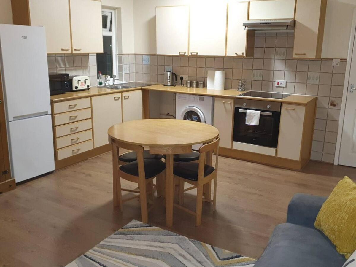 Sav Apartments Watford Watford  Room photo
